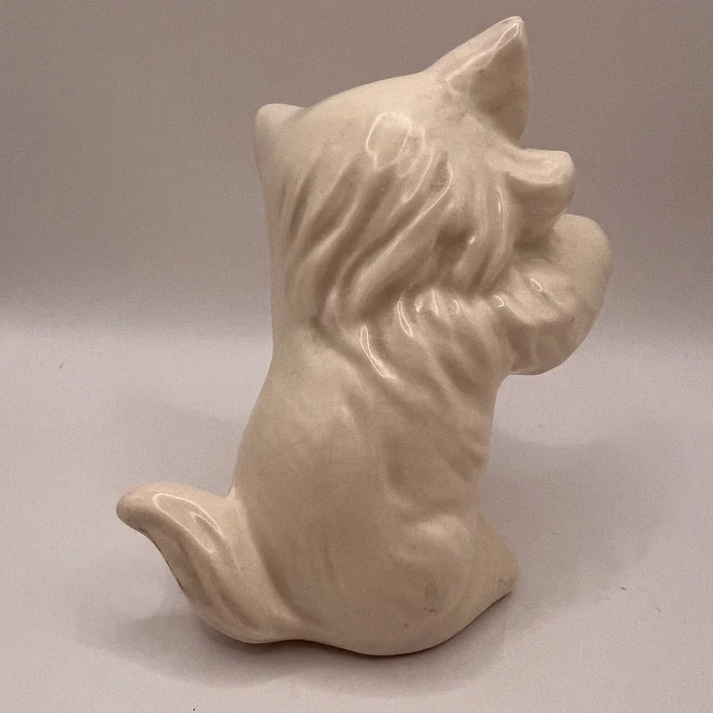 Vintage MCM Ceramic Cat Kitten Figurine White Persian Blue Eyes Adorable 4